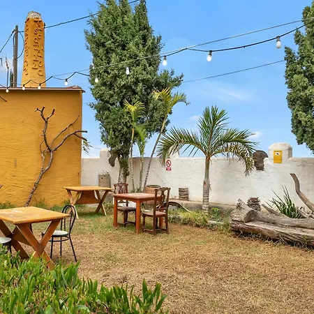 Ma Lola Villa